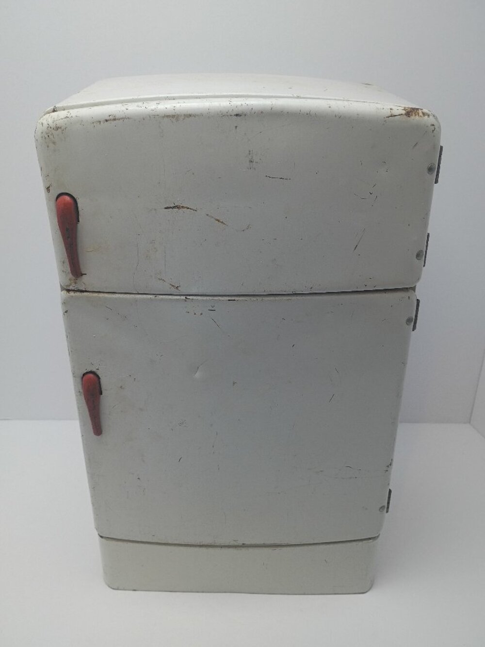 Wolverine Supply & Mfg. Co. Vtg Toy Refrigerator 1950s Tin Collectable